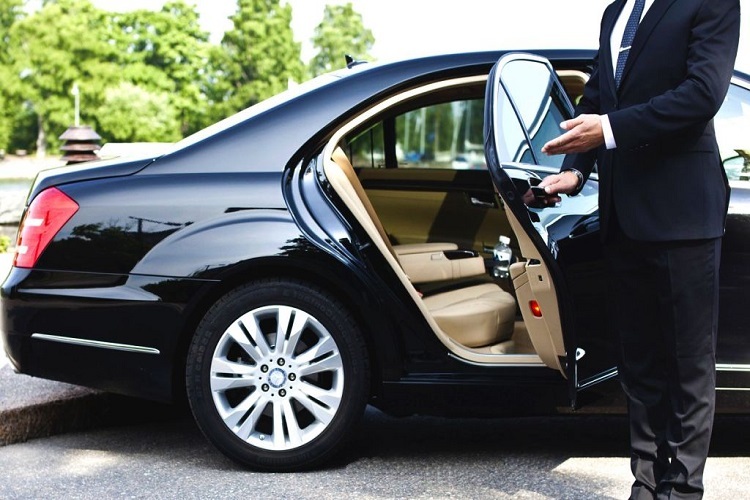 A Chauffeur Hiring Company Can Make Your Next Event Special